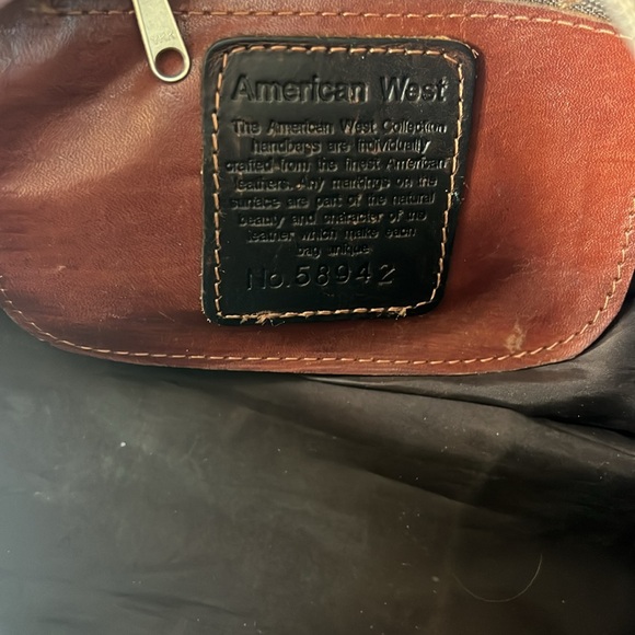 Vintage American West Tooled Leather Boho Hippie Western Doctor Dome Bag - Picture 9 of 9